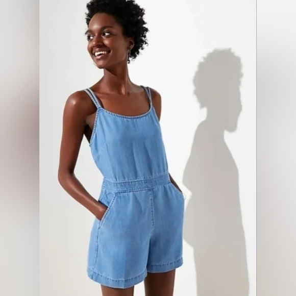 LOFT Light Blue Denim Romper Size 6 - Picture 1 of 10